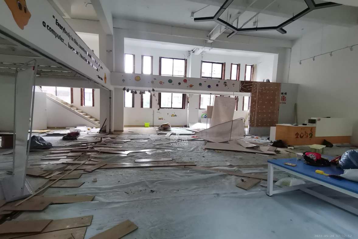 万科白鹭郡  1室1厅1卫    3800.0元/月室内图