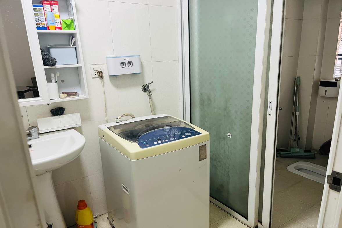 湖工花园  3室2厅1卫   65.00万室内图
