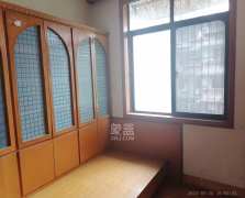 红旗区机械研究所宿舍 3室2厅1厨1卫 2500.00元/月