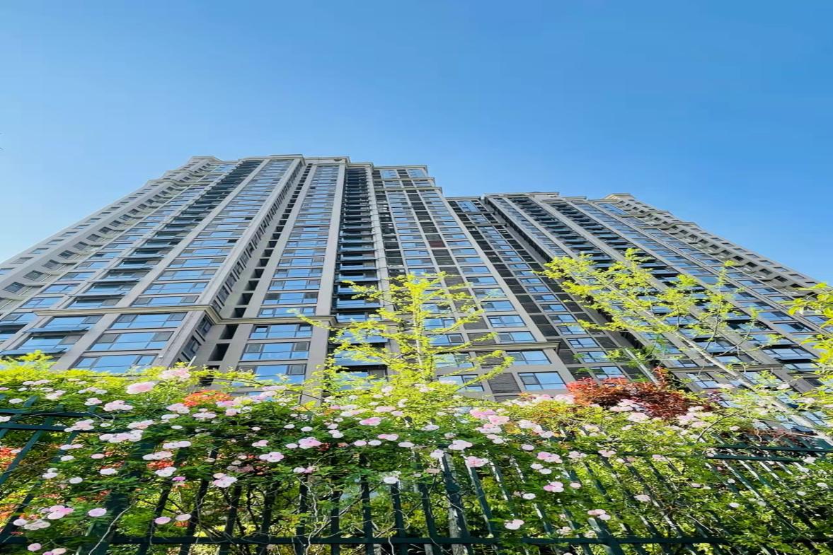 怡河园  3室2厅2卫    150.0万室内图1