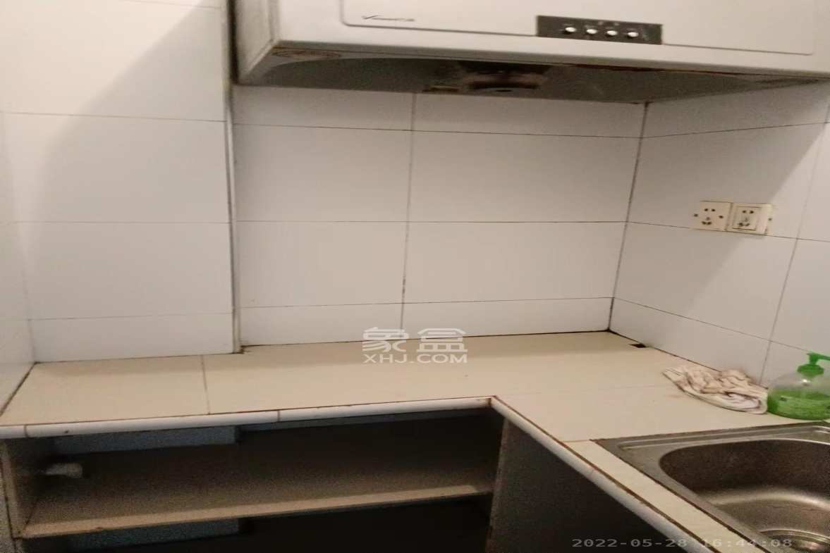 城西安置小区  1室1厅1卫    500.0元/月室内图