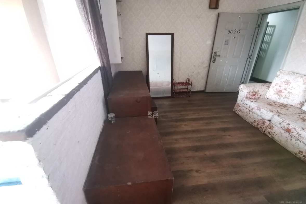 东方新世界  1室1厅1卫    1350.0元/月室内图