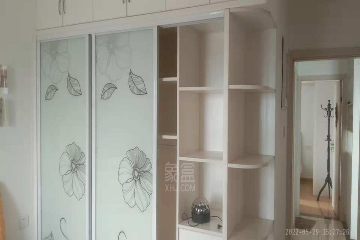 福鑫南郡 2室2厅1卫 1400.00元/月 福鑫南郡 2室2厅1卫 1400.00元/月室内图