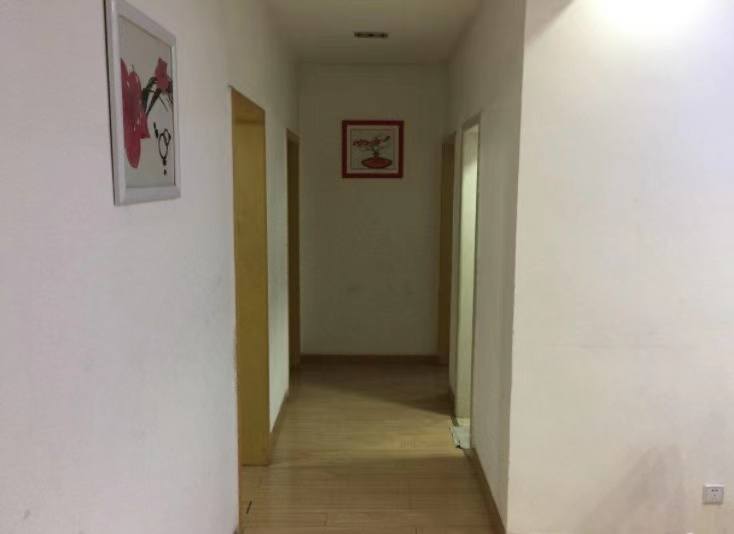 沐林美郡  3室2厅2卫   2000.00元/月室内图