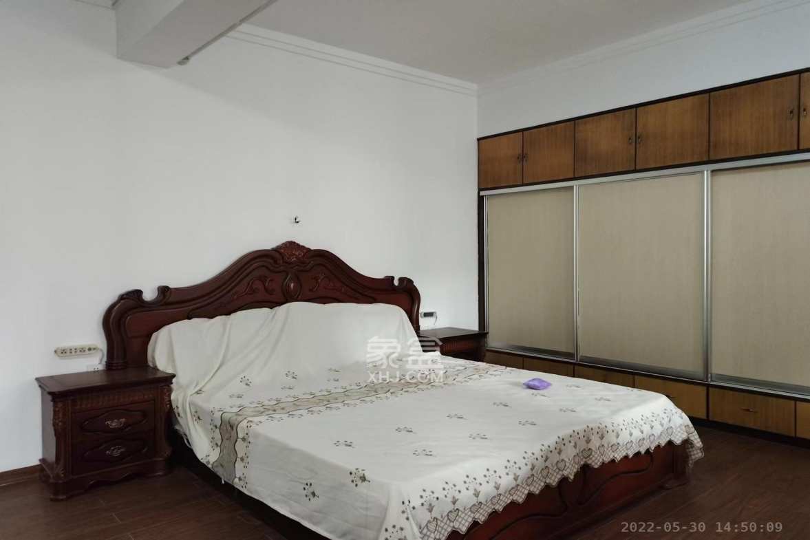 汽运小区 3室2厅2卫 2100.0元/月 汽运小区 3室2厅2卫 2100.0元/月室内图