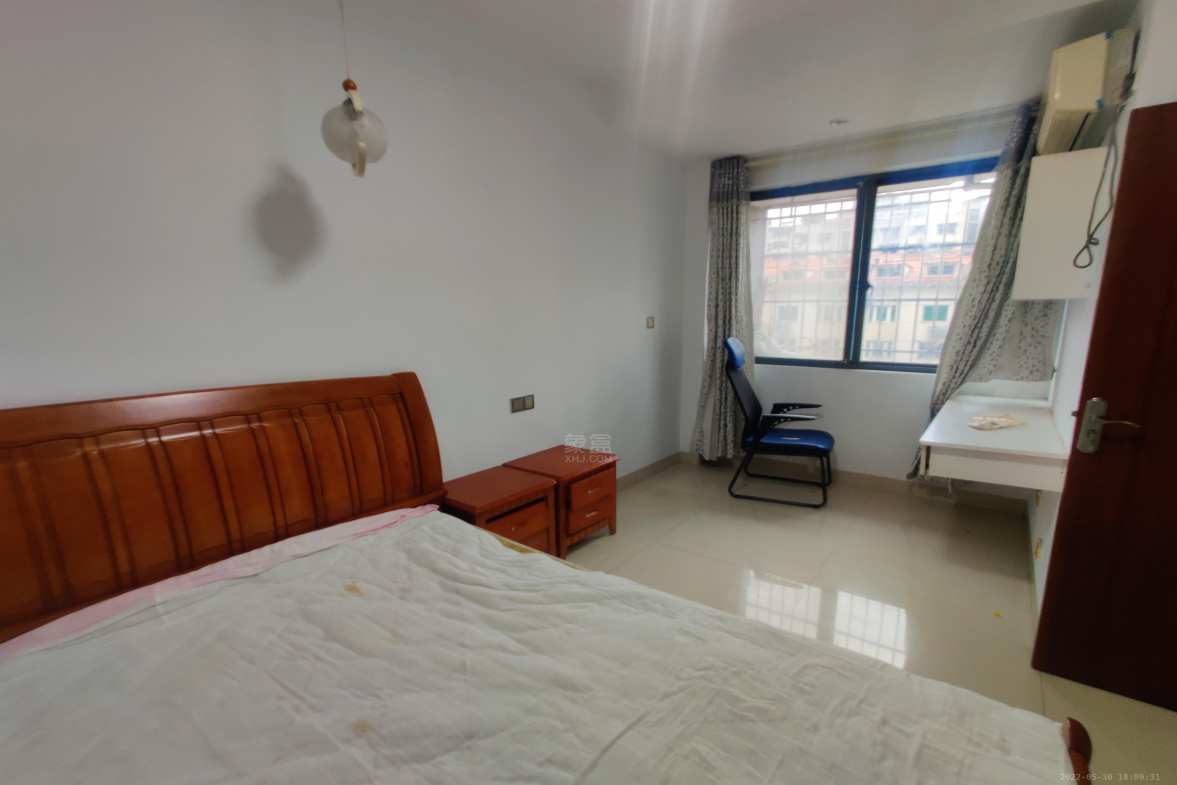 丰园大厦 3室2厅1卫 1500.0元/月 丰园大厦 3室2厅1卫 1500.0元/月室内图