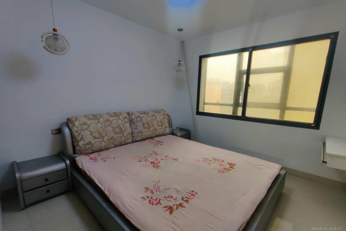 丰园大厦 3室2厅1卫 1500.0元/月 丰园大厦 3室2厅1卫 1500.0元/月室内图