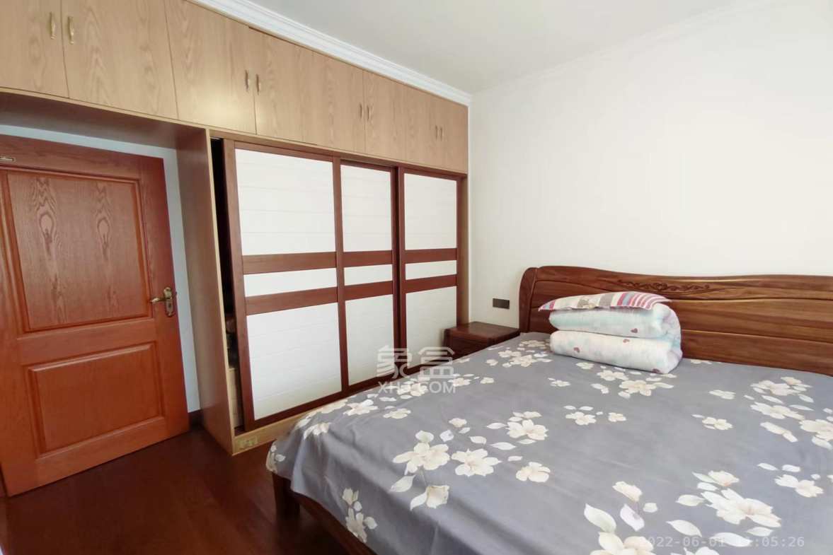 和缘小区  4室2厅3卫    120.0万室内图