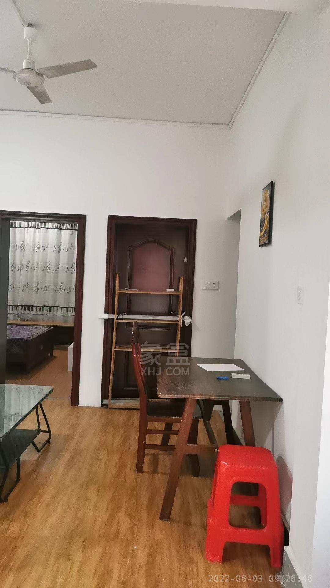 电业局二生活区 1室1厅1卫 700.00元/月 电业局二生活区 1室1厅1卫 700.00元/月室内图