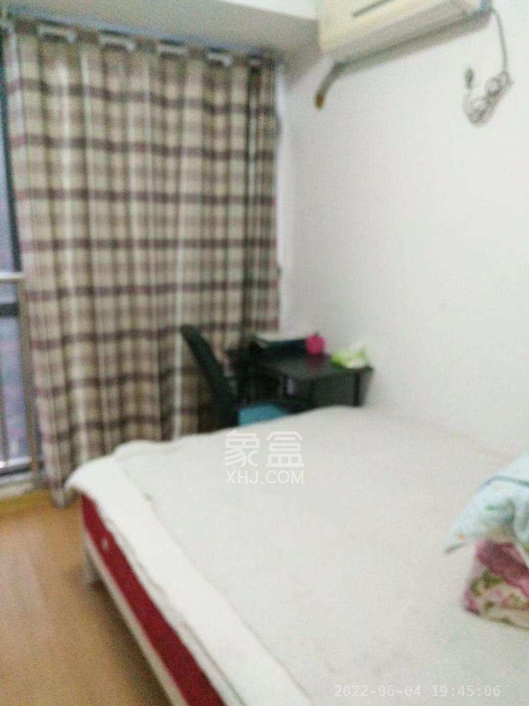 金领家族  2室2厅1卫    1500.0元/月室内图1