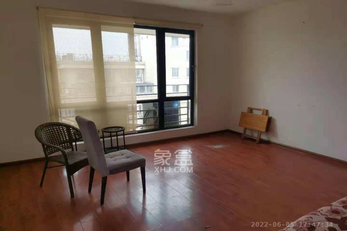 南国新城 6室2厅2卫 4500.0元/月 南国新城 6室2厅2卫 4500.0元/月室内图