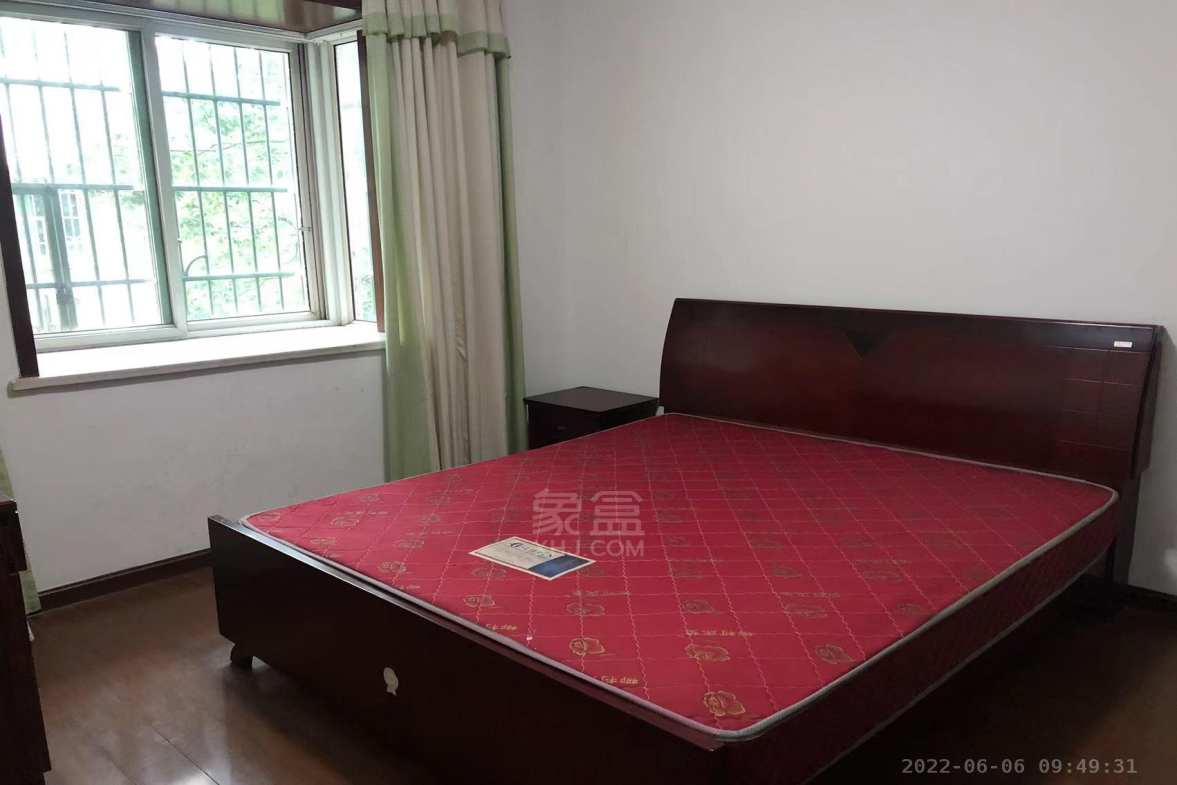 碧野华庭 3室2厅2卫 1500.0元/月 碧野华庭 3室2厅2卫 1500.0元/月小区图