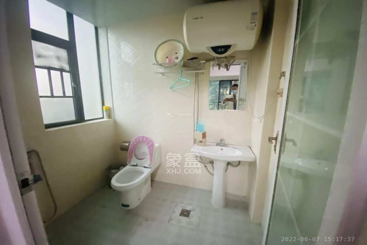 东城港  3室2厅1卫    3800.0元/月室内图