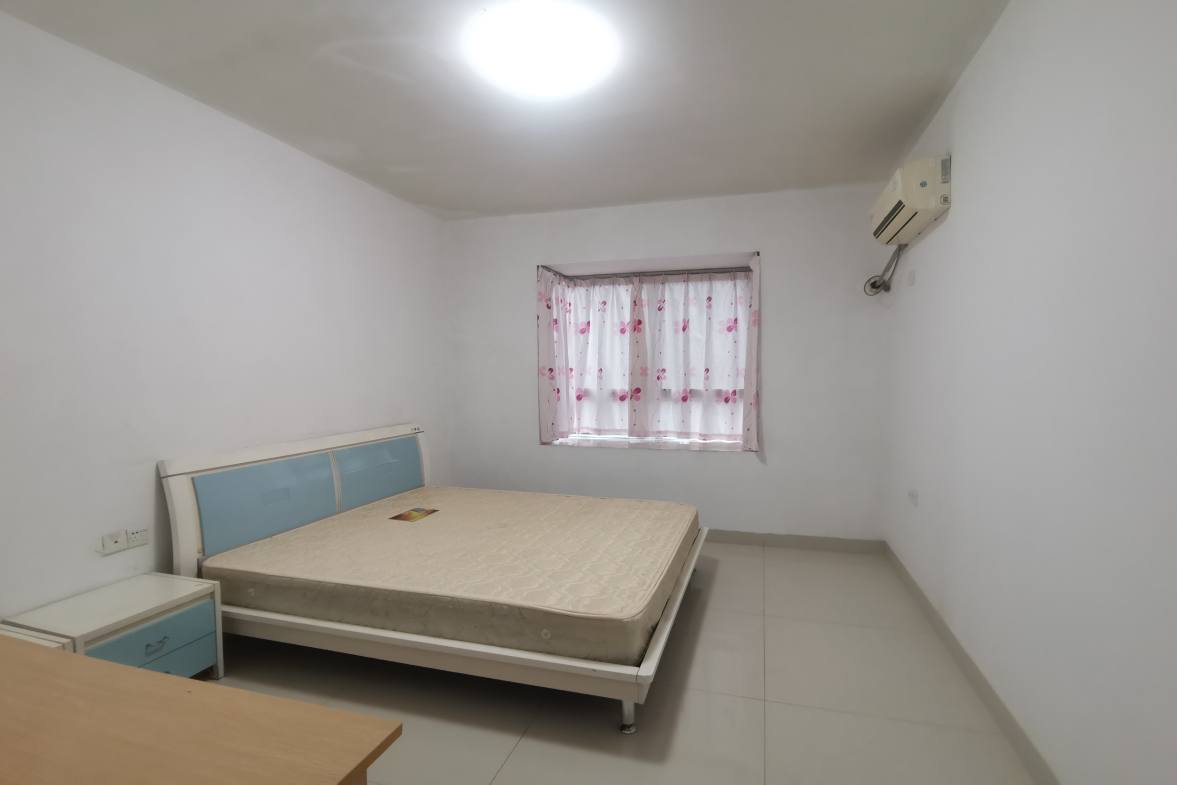 曲兰庭苑  3室2厅2卫    2000.0元/月室内图