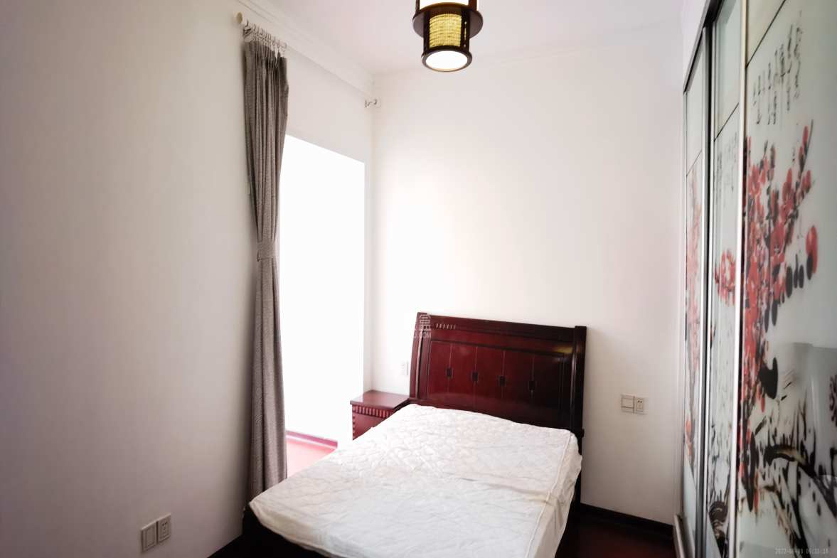 星城雅郡 3室2厅2卫 2200.0元/月 星城雅郡 3室2厅2卫 2200.0元/月室内图