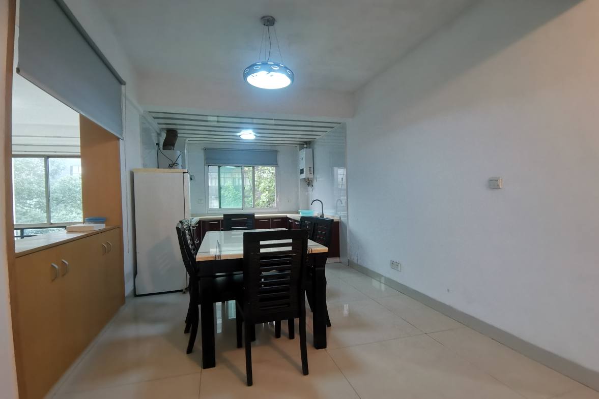 曲兰庭苑  3室2厅2卫    2000.0元/月室内图