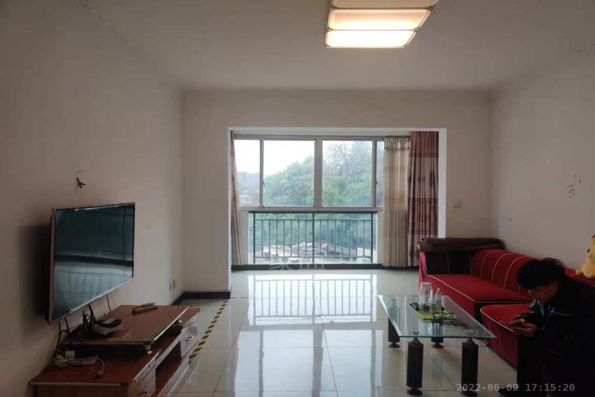 裕景龙苑  3室2厅1卫   1700.00元/月室内图