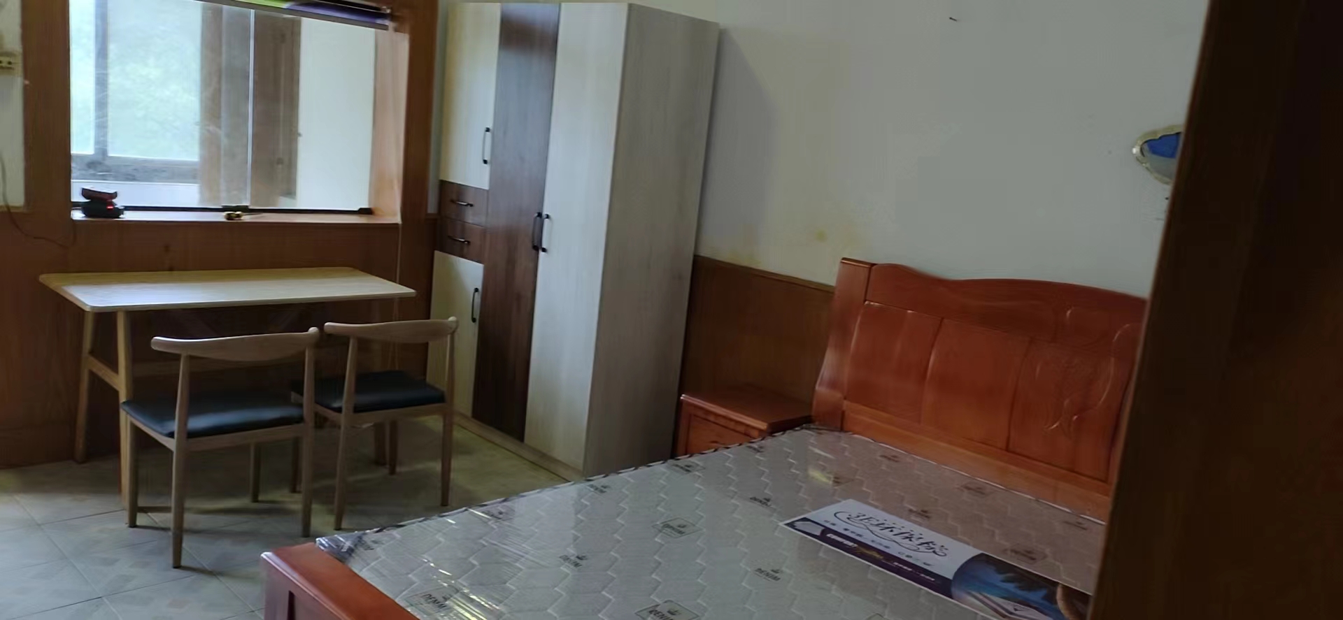 老国土局单位房（白塘路）  3室2厅1卫    59.8万