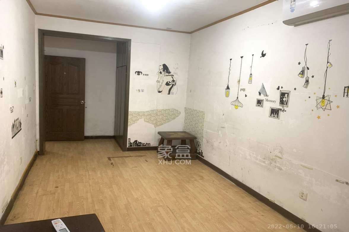 新世界商贸城  2室1厅1卫    2600.0元/月室内图