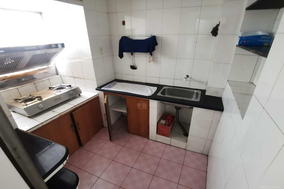 九九华帝  3室1厅1卫    1200.0元/月室内图