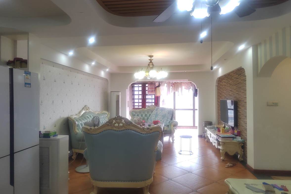 百弘帝景  3室2厅2卫    83.9万户型图