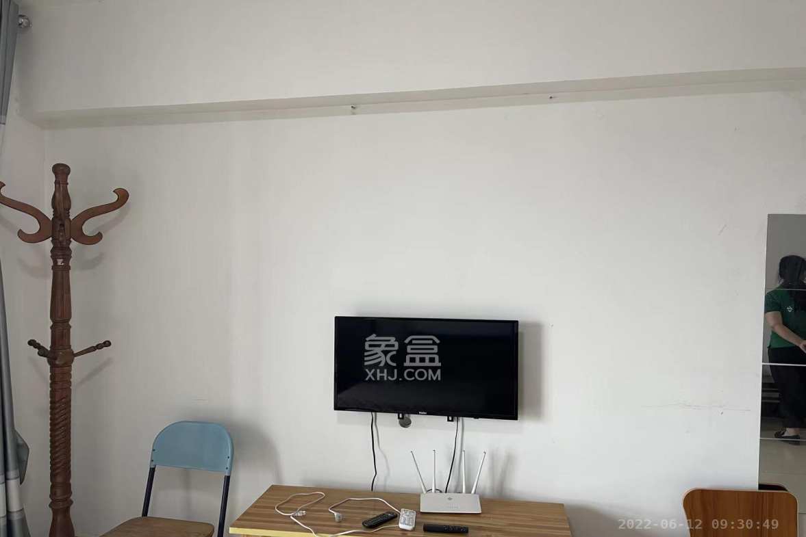 极目楚天  2室2厅1卫    2100.0元/月室内图