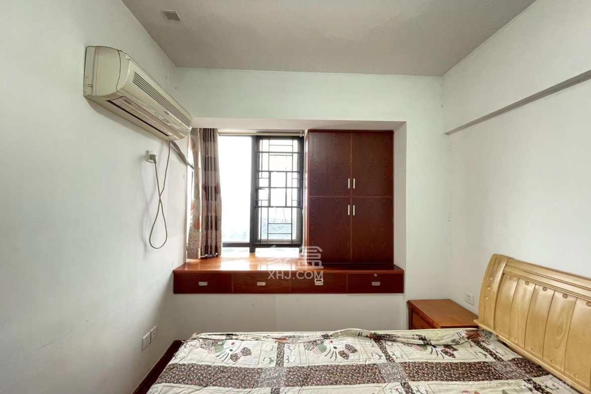 极目楚天  2室2厅1卫    2100.0元/月室内图