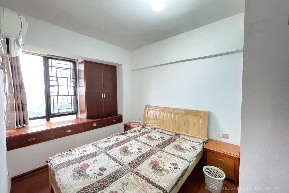 极目楚天  2室2厅1卫    2100.0元/月室内图