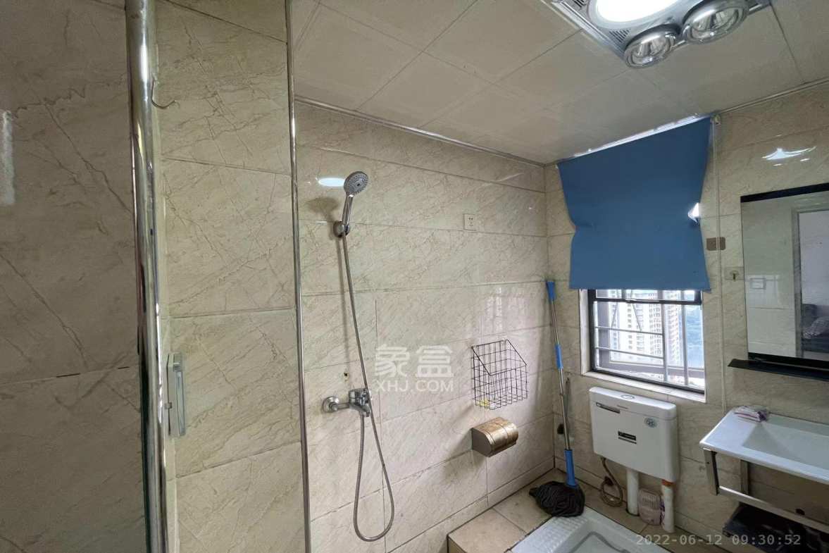 极目楚天  2室2厅1卫    2100.0元/月室内图