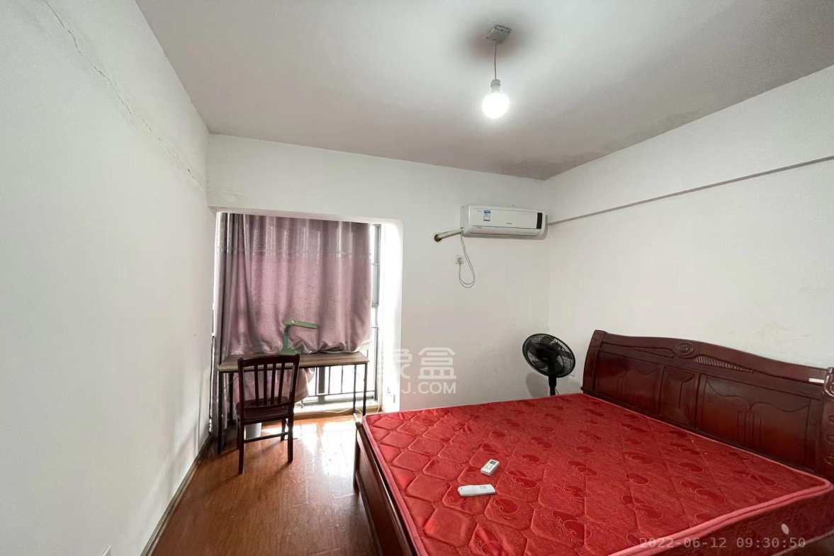 极目楚天  2室2厅1卫    2100.0元/月室内图