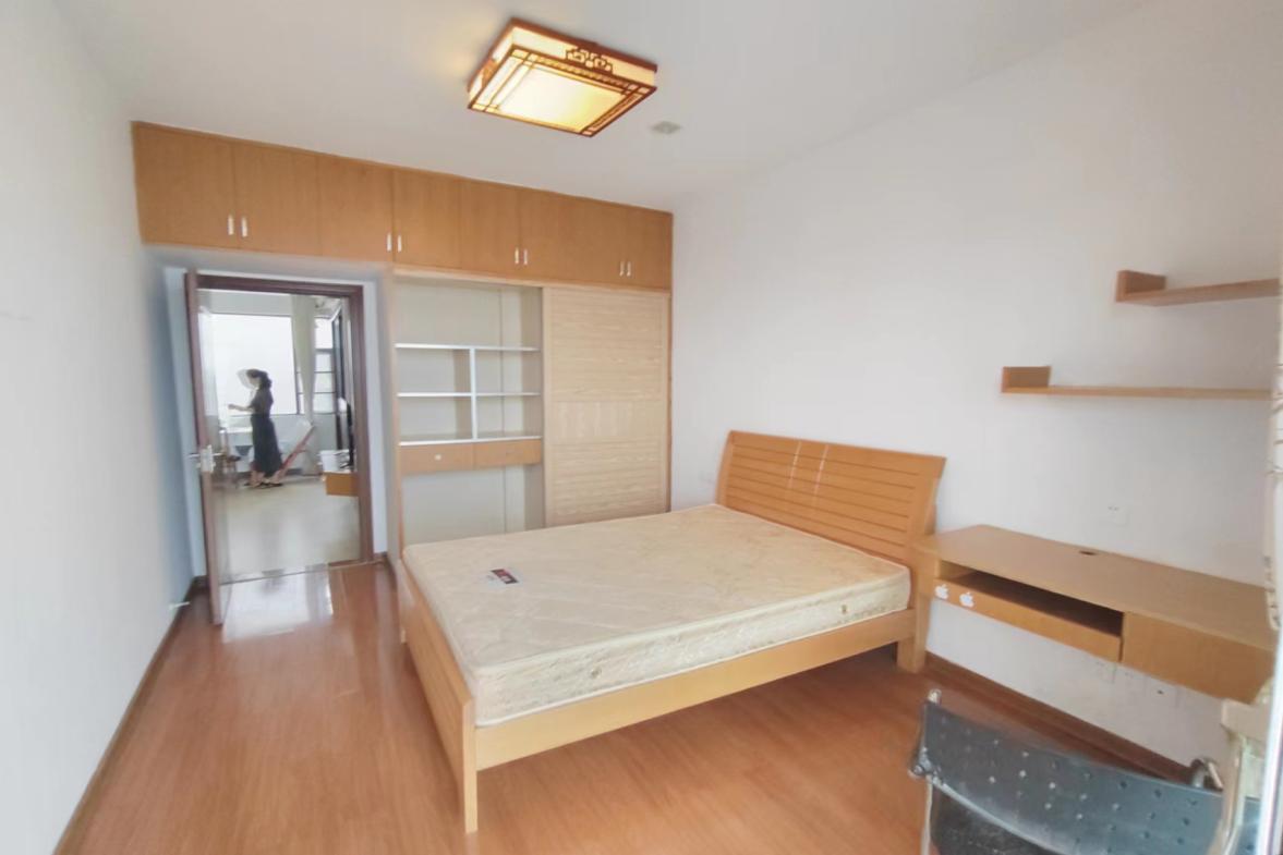 高星明居  1室1厅1卫   1600.00元/月室内图