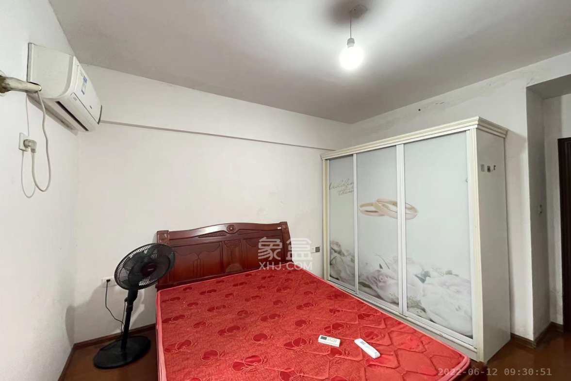 极目楚天  2室2厅1卫    2100.0元/月室内图