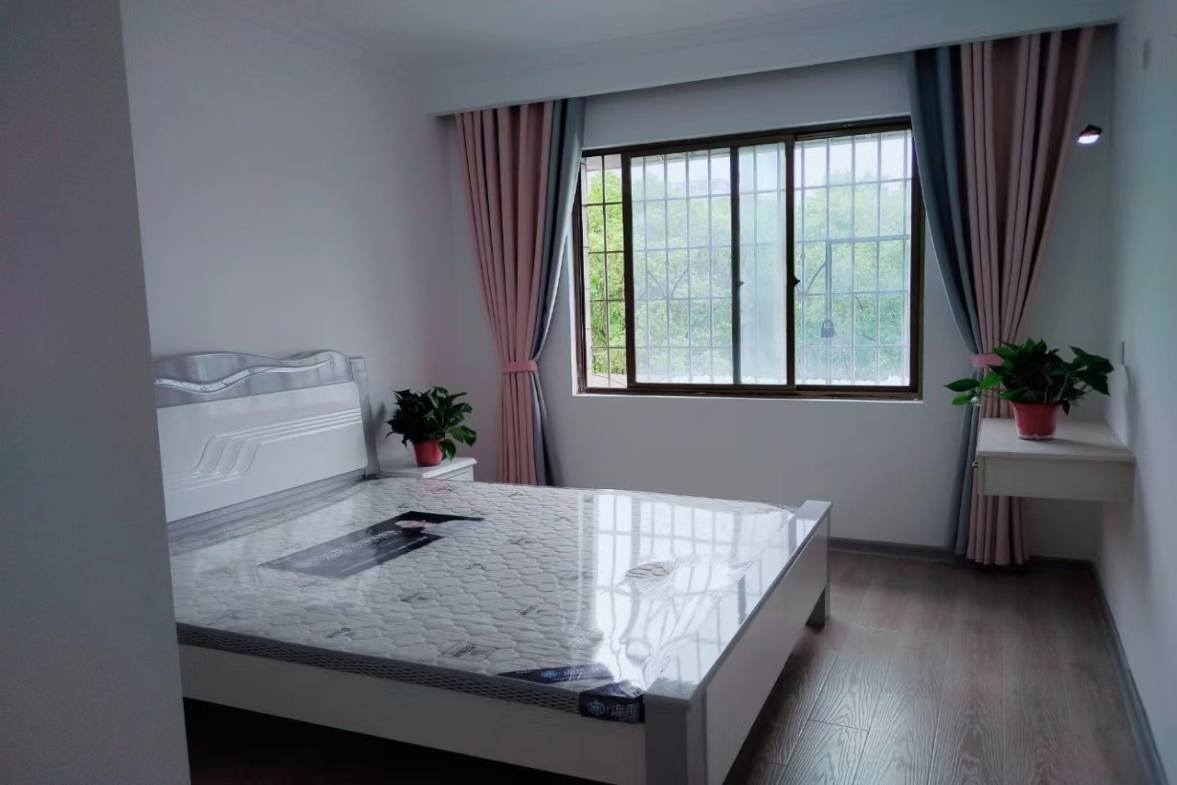 娄星区散盘 3室2厅2卫 59.8万 娄星区散盘 3室2厅2卫 59.8万室内图