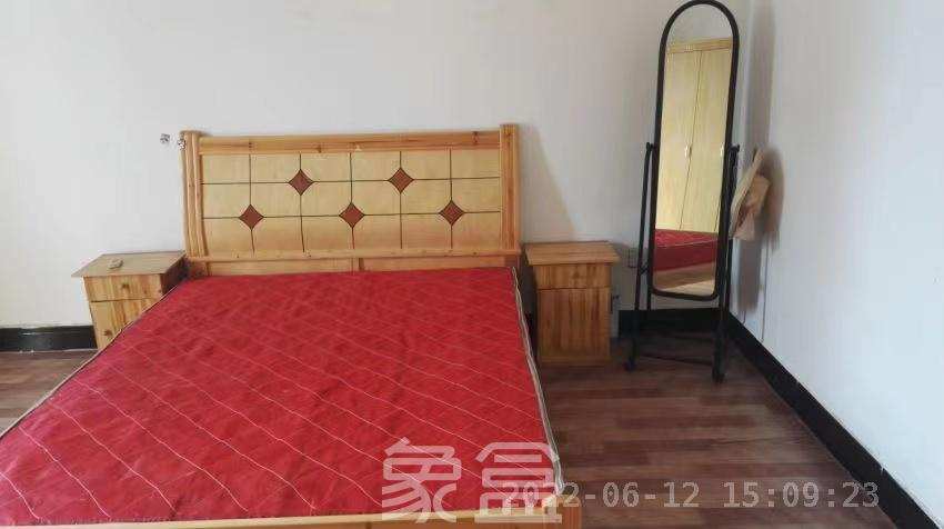永宏佳园  3室1厅1卫    2500.0元/月室内图1