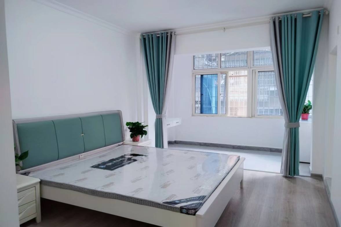 娄星区散盘 3室2厅2卫 59.8万 娄星区散盘 3室2厅2卫 59.8万室内图