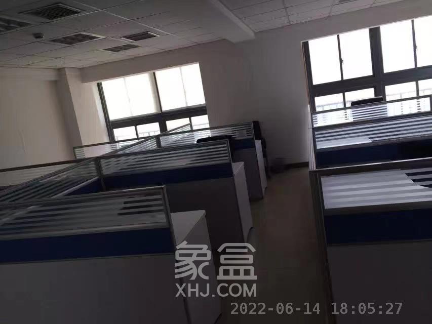 东一时区   330.0㎡     12000.00元/月室内图