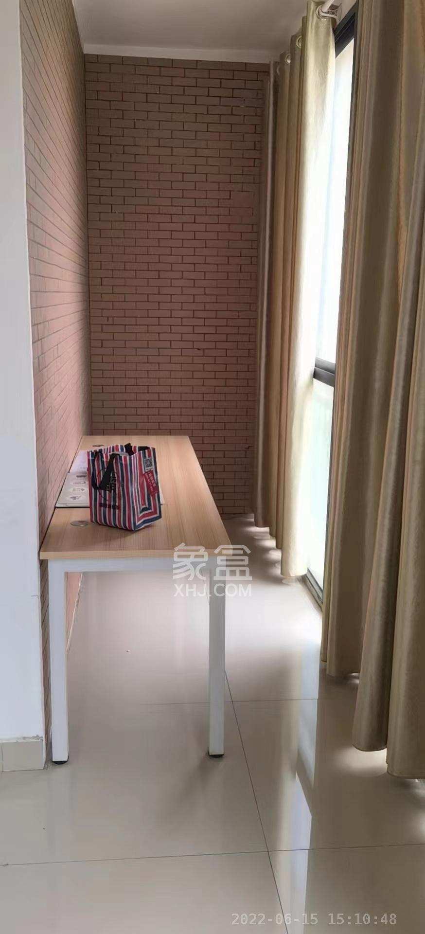 金霞湘绣园  1室1厅1卫    2000.0元/月 金霞湘绣园  1室1厅1卫    2000.0元/月室内图