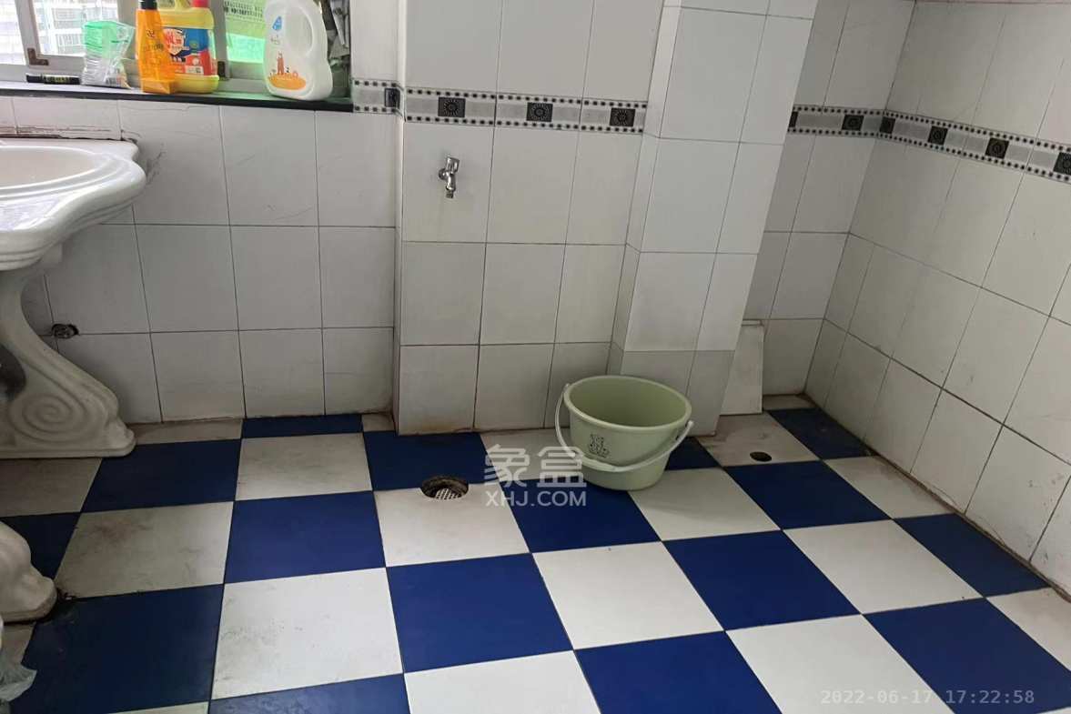 福鑫楼  3室1厅1卫    3500.0元/月室内图