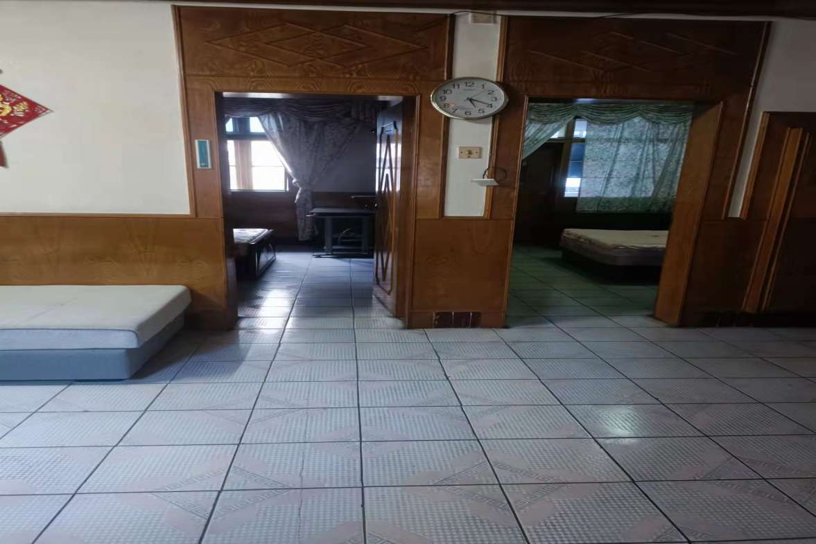 公园社区(青山小区) 2室2厅1卫 24.8万 公园社区(青山小区) 2室2厅1卫 24.8万户型图