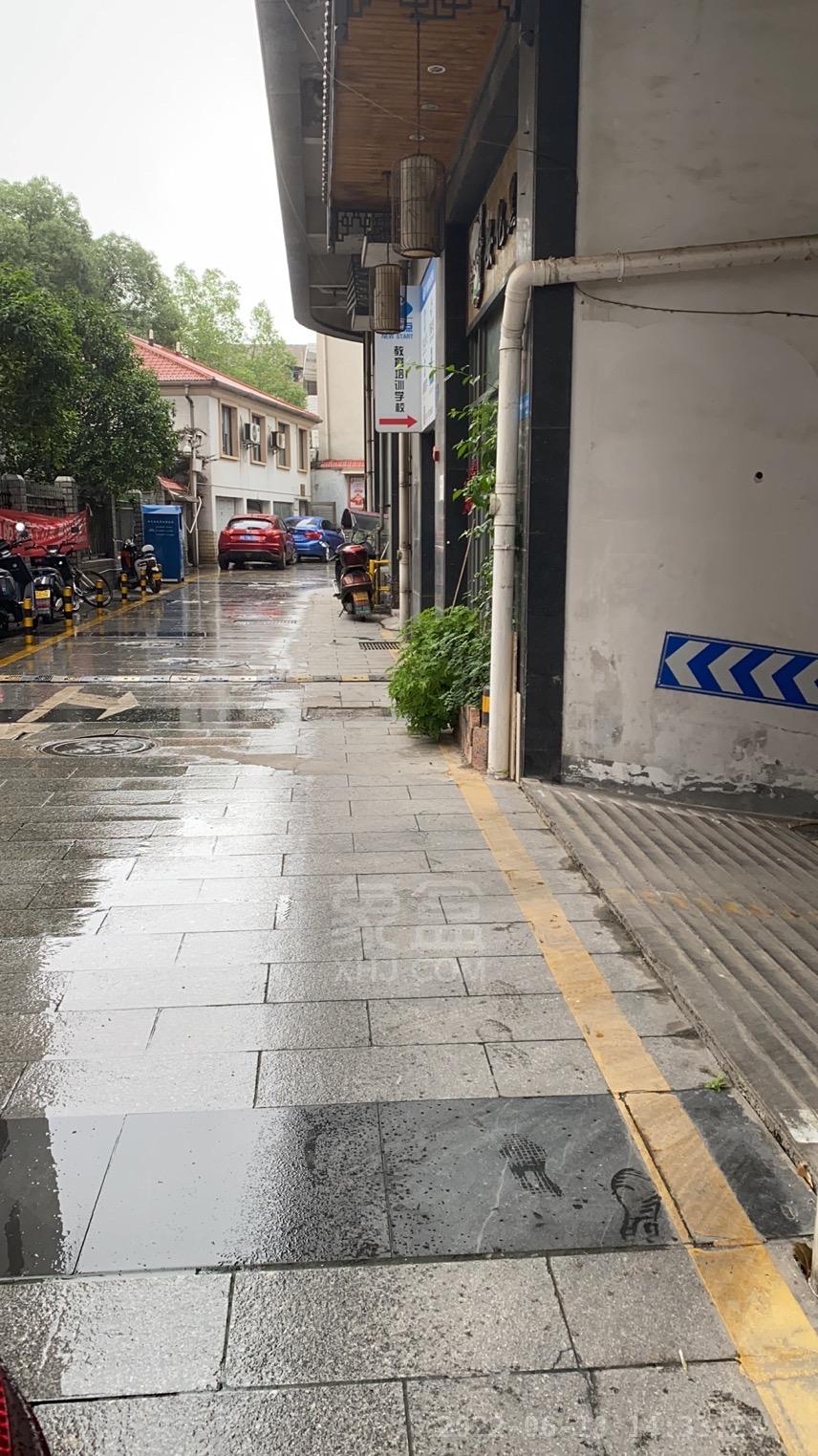 金茂尚都天台路123号   100.0㎡      4000.0元/月室内图