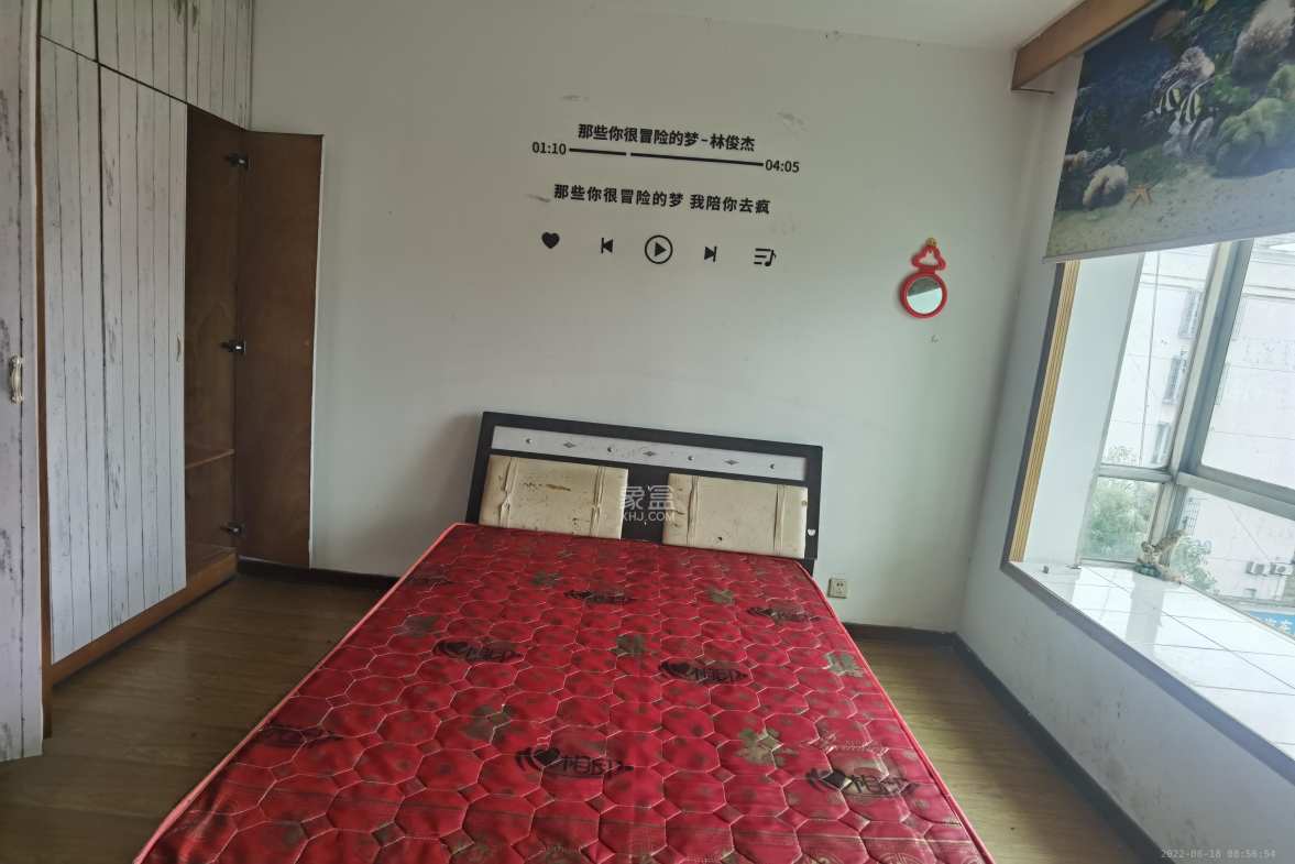 中南汽车世界  3室2厅2卫    1200.0元/月 中南汽车世界  3室2厅2卫    1200.0元/月室内图