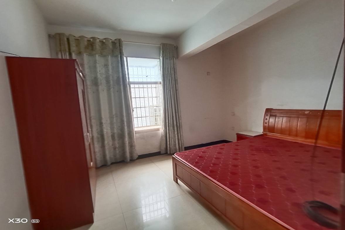 檀山湾小区  2室1厅1卫    680.0元/月 檀山湾小区  2室1厅1卫    680.0元/月室内图