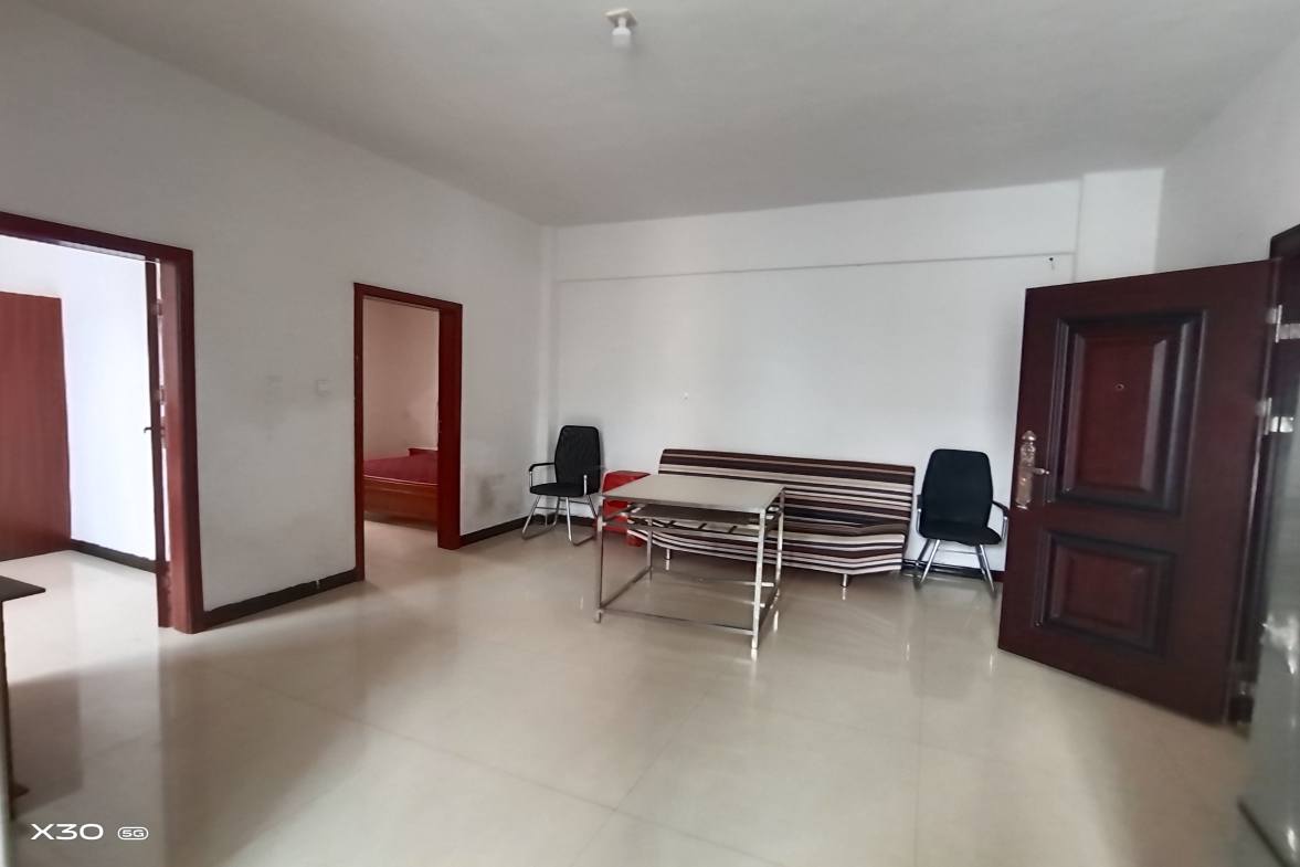 檀山湾小区  2室1厅1卫    680.0元/月 檀山湾小区  2室1厅1卫    680.0元/月室内图