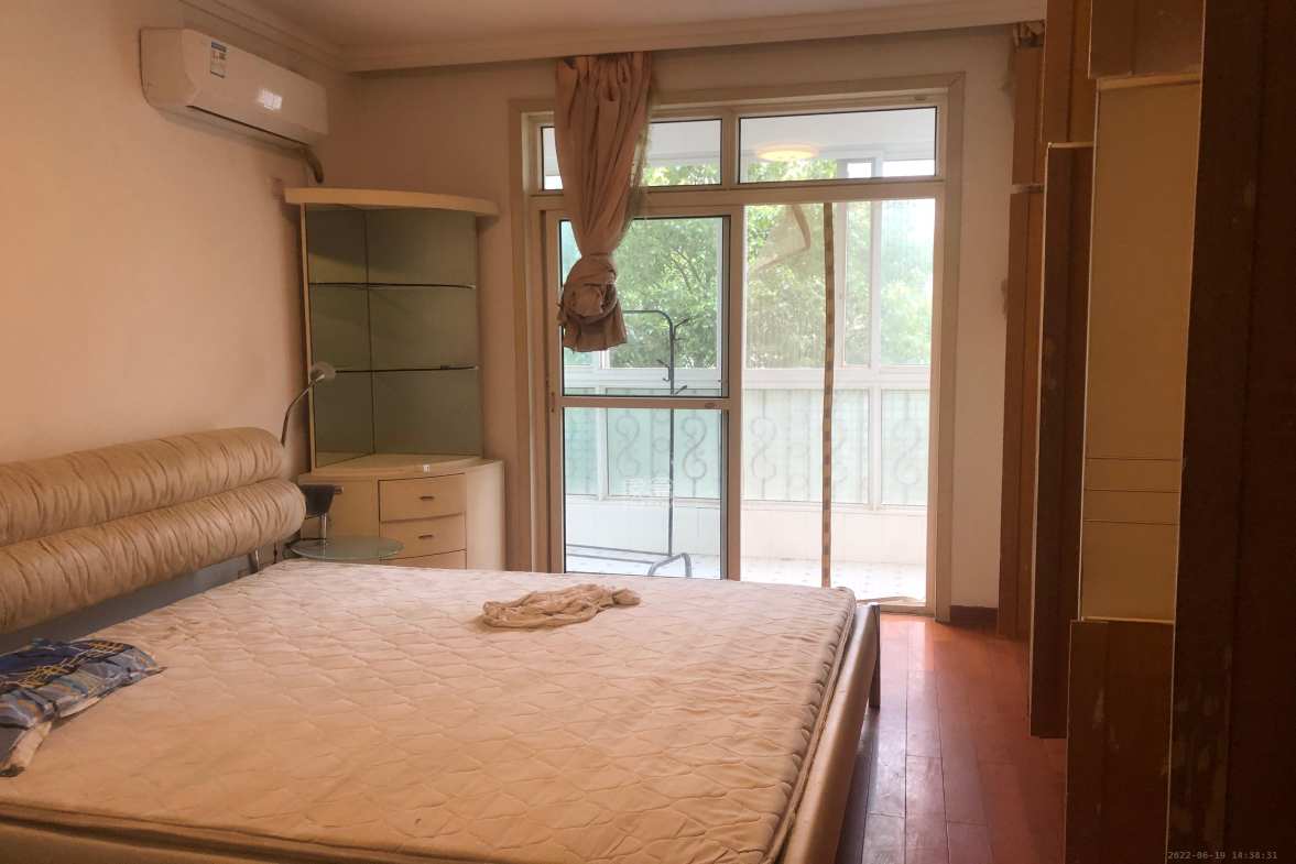 融城花苑  3室2厅1卫    1800.0元/月室内图