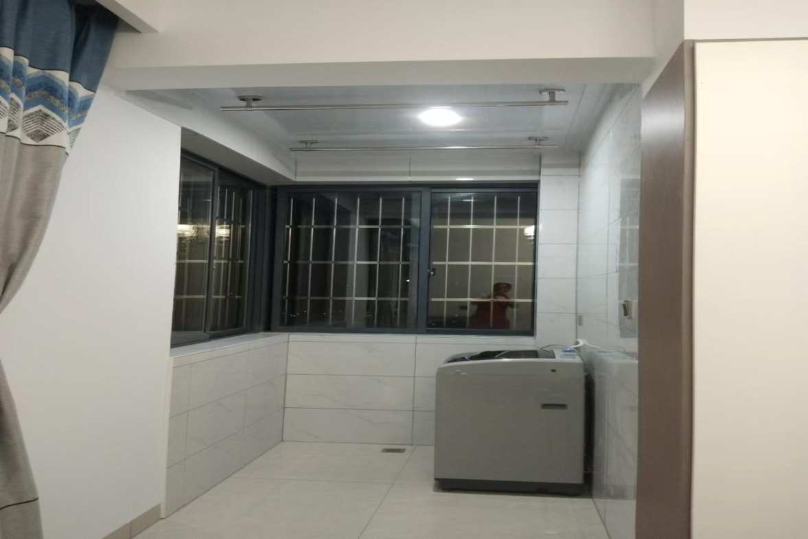 紫荆华庭 1室1厅1卫 1500.0元/月 紫荆华庭 1室1厅1卫 1500.0元/月室内图