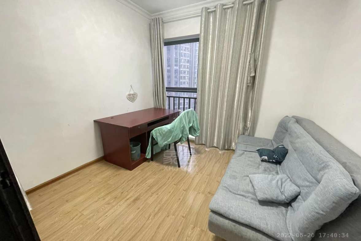 中建御山和苑  3室2厅2卫   2000.00元/月室内图