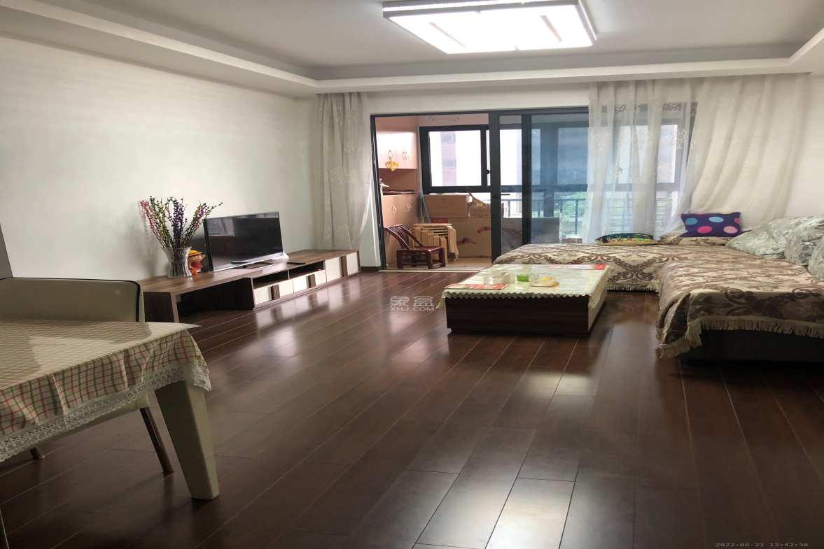 万科白鹭郡  3室2厅1卫    3300.0元/月室内图