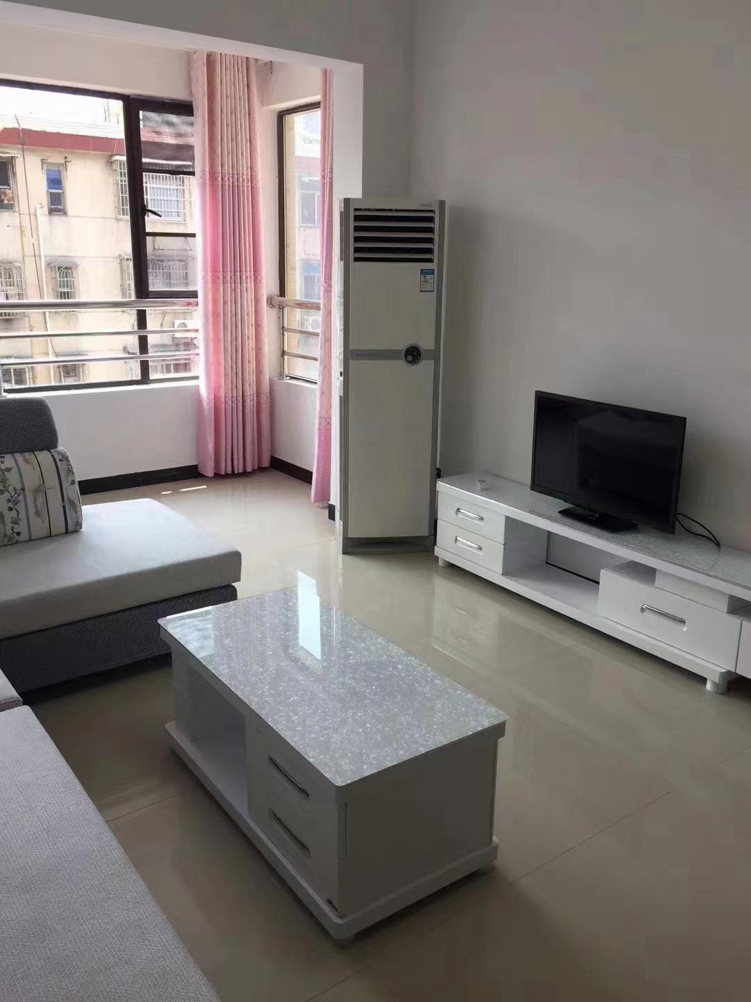 南湖誉峰  2室2厅1卫    1800.0元/月室内图