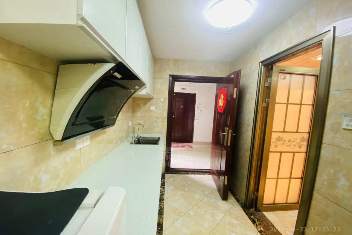 和厚园小区二期  1室1厅1卫    1500.0元/月 和厚园小区二期  1室1厅1卫    1500.0元/月室内图