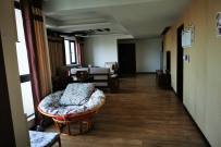 中天会展城B区  3室2厅1卫   3800.00元/月